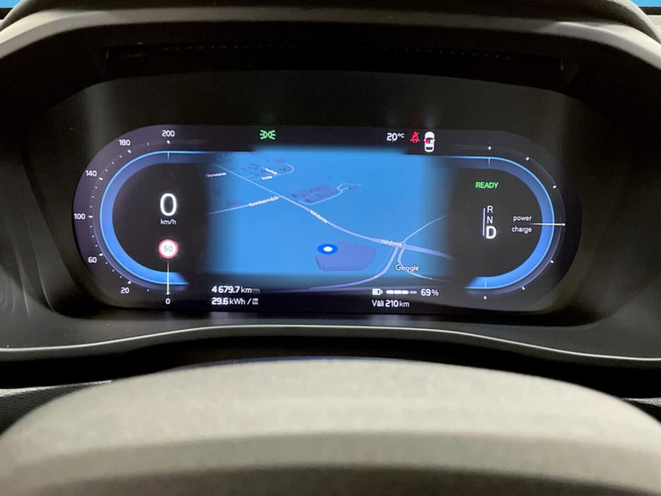 VOLVO C40 2023