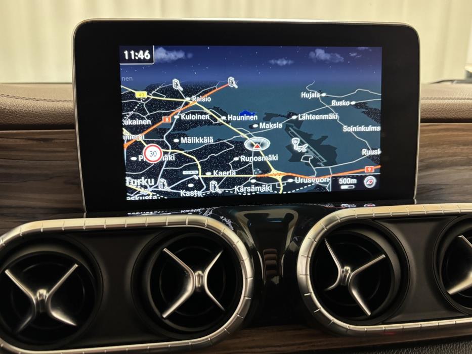 MERCEDES-BENZ X 2018