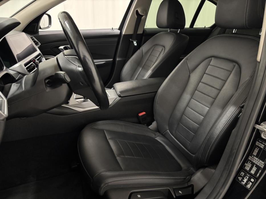 BMW 320 2019