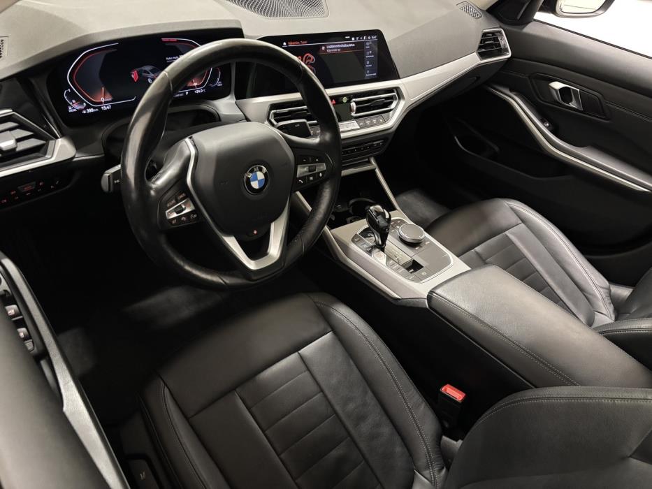 BMW 320 2019