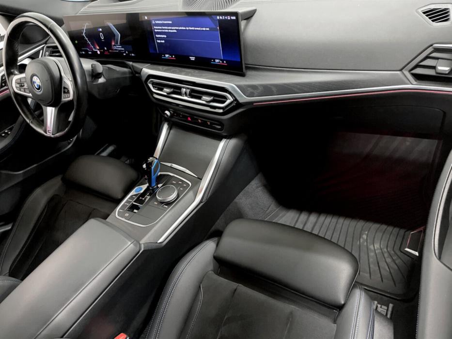 BMW i4 2023
