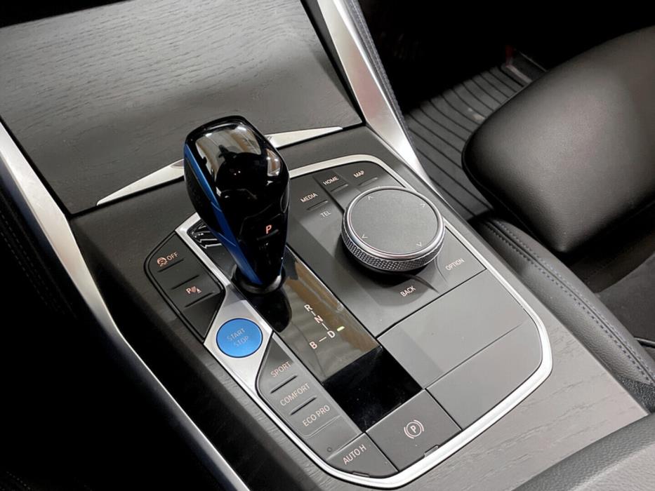 BMW i4 2023