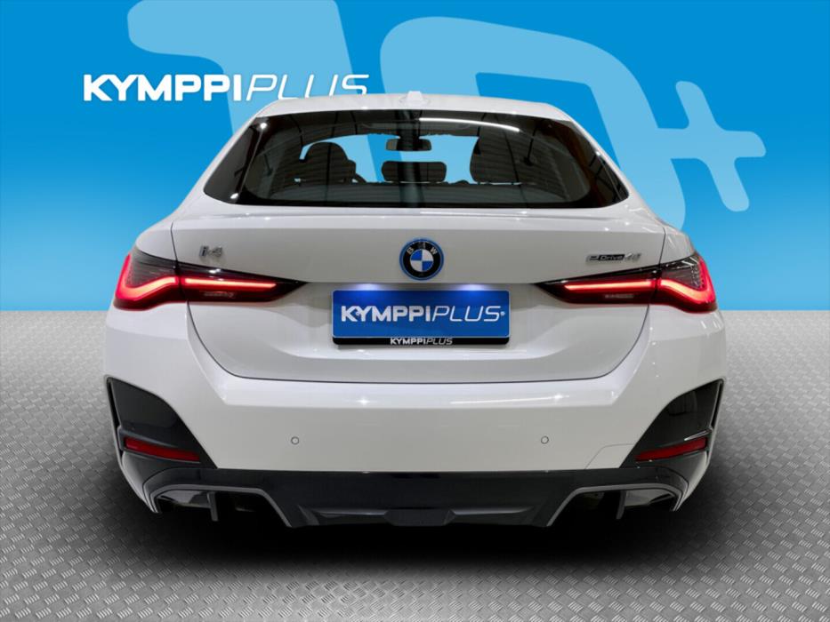 BMW i4 2023