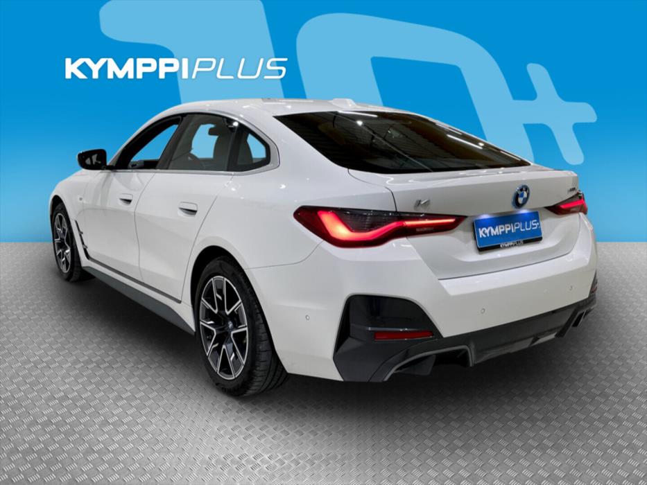 BMW i4 2023