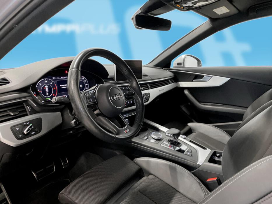 AUDI A4 2018