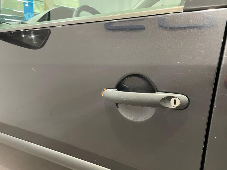 VOLKSWAGEN Caddy 2008