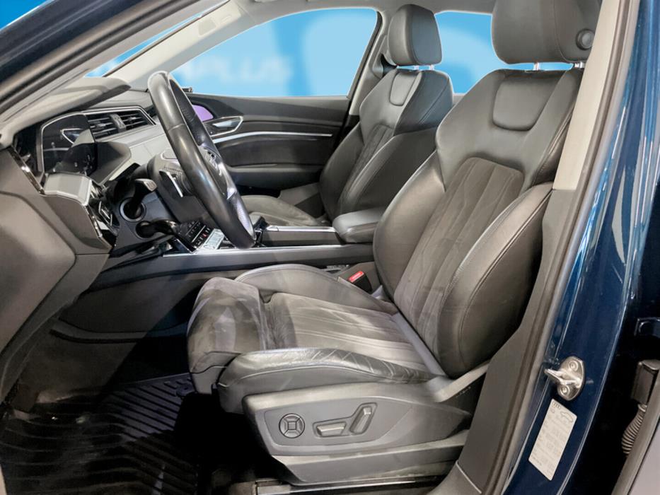 AUDI e-tron 2019