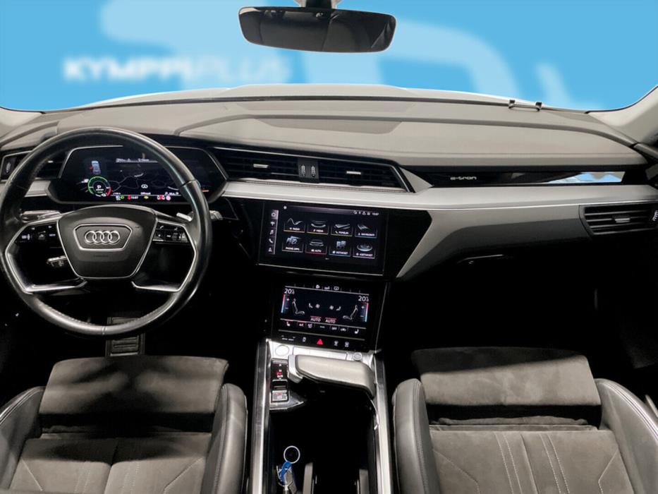 AUDI e-tron 2019