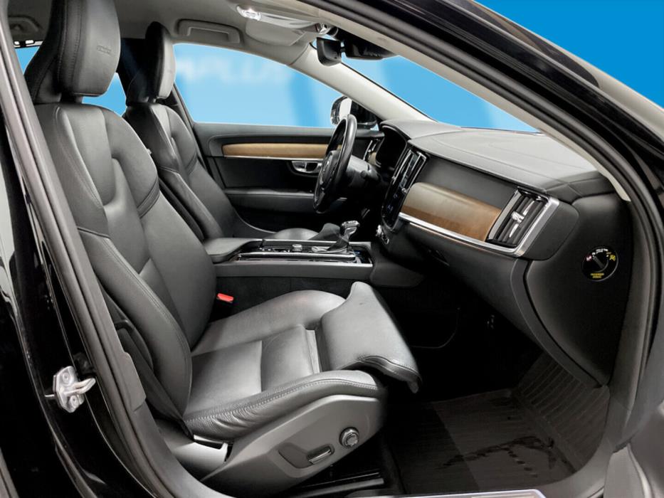 VOLVO S90 2019