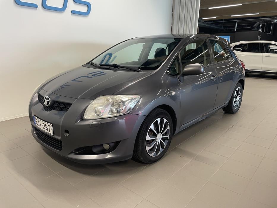 TOYOTA Auris 2009