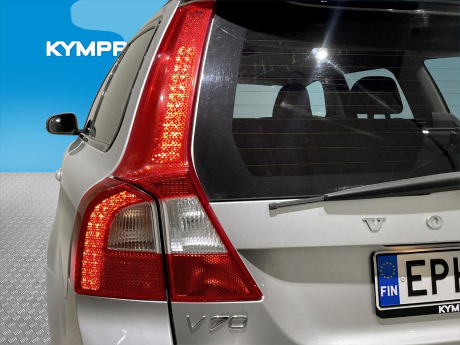 VOLVO V70 2013