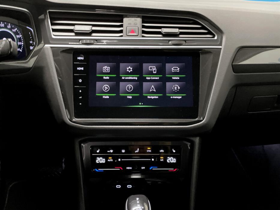 VOLKSWAGEN Tiguan 2021