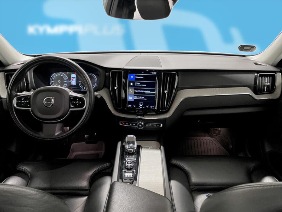 VOLVO XC60 2019