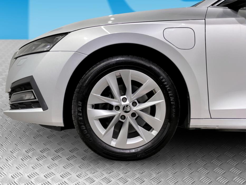 SKODA Octavia 2023