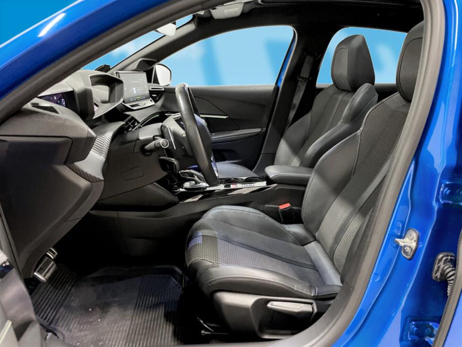 PEUGEOT 208 2020