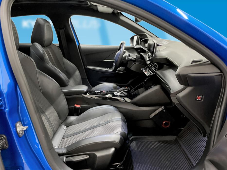 PEUGEOT 208 2020