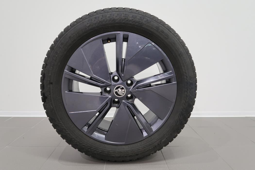 SKODA Enyaq 2022