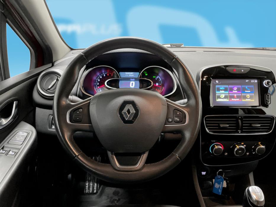 RENAULT Clio 2016
