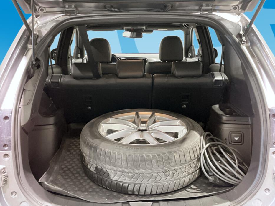 MITSUBISHI Outlander PHEV 2020