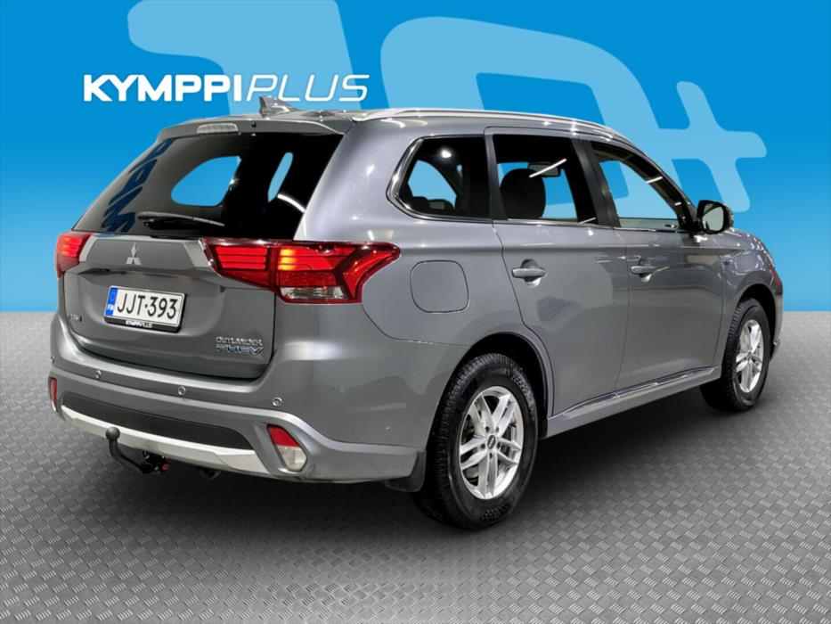 MITSUBISHI Outlander PHEV 2016
