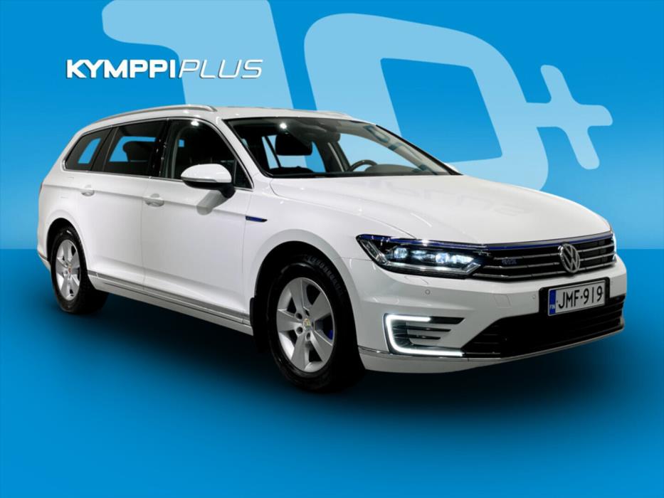 VOLKSWAGEN Passat 2018