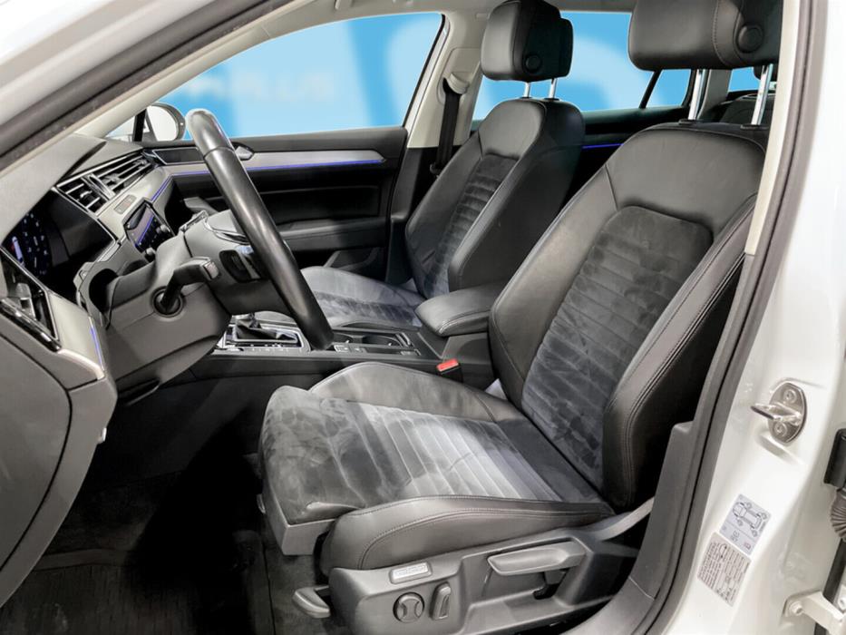 VOLKSWAGEN Passat 2018