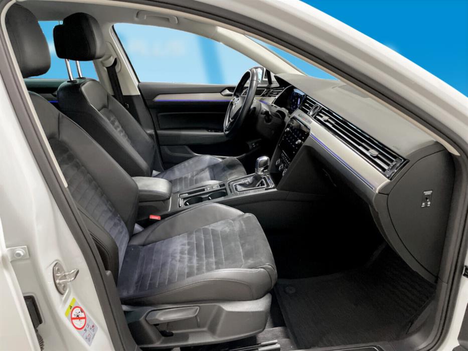 VOLKSWAGEN Passat 2018