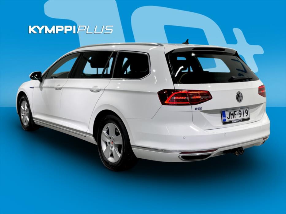 VOLKSWAGEN Passat 2018