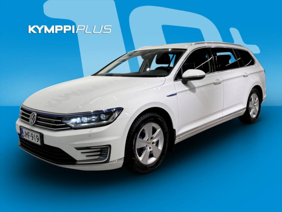 VOLKSWAGEN Passat 2018