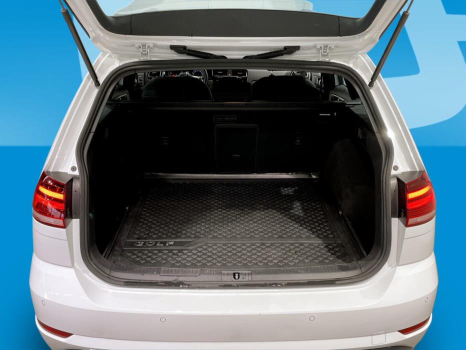 VOLKSWAGEN Golf 2018