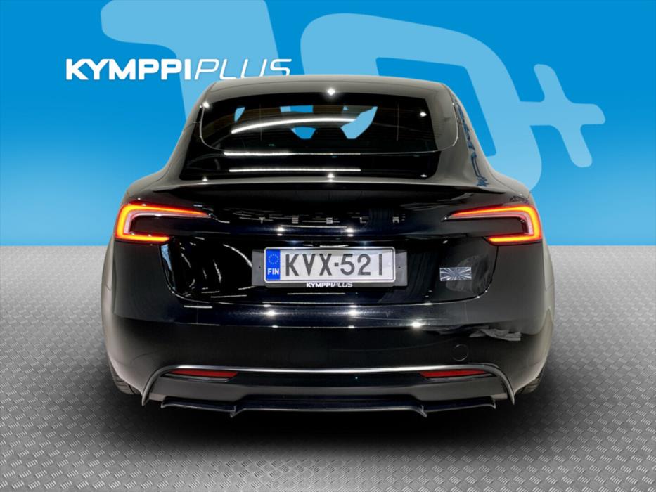 TESLA Model 3 2024