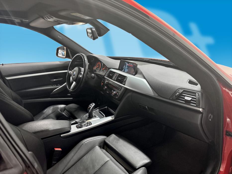 BMW 320 Gran Turismo 2016