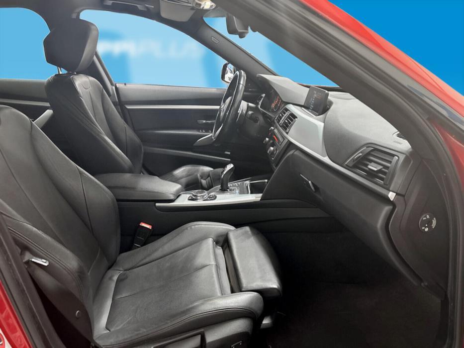 BMW 320 Gran Turismo 2016