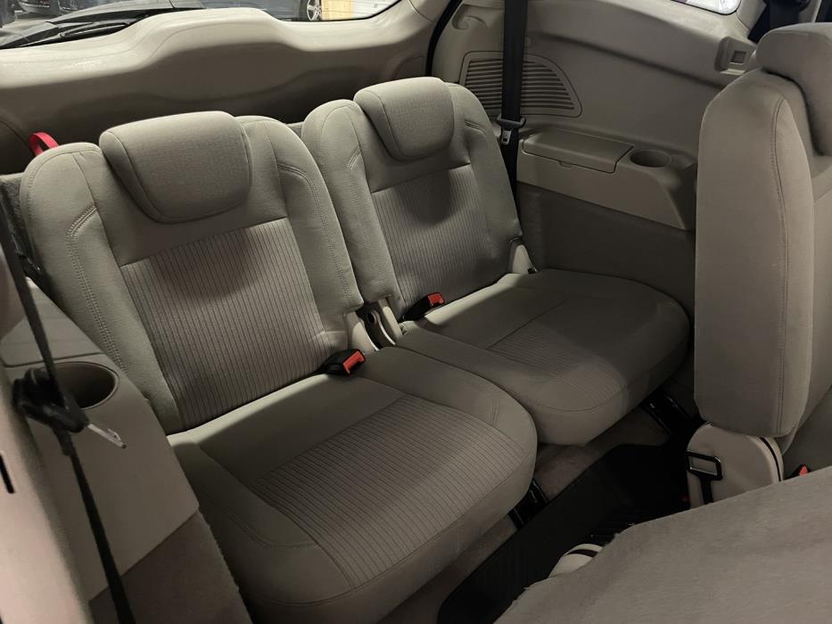 FORD Grand C-Max 2012