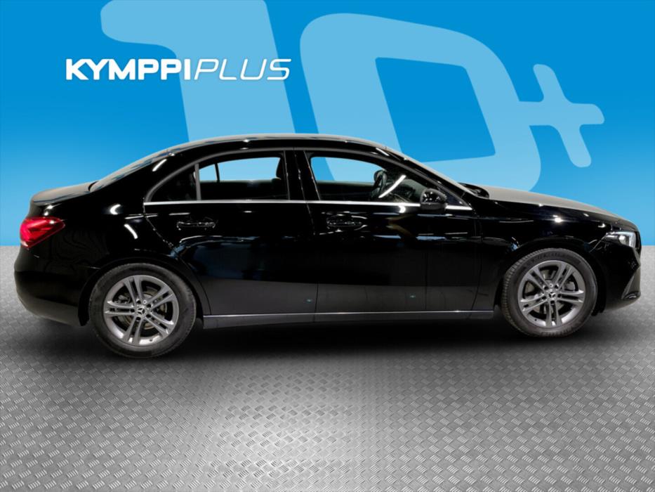 MERCEDES-BENZ A 2019