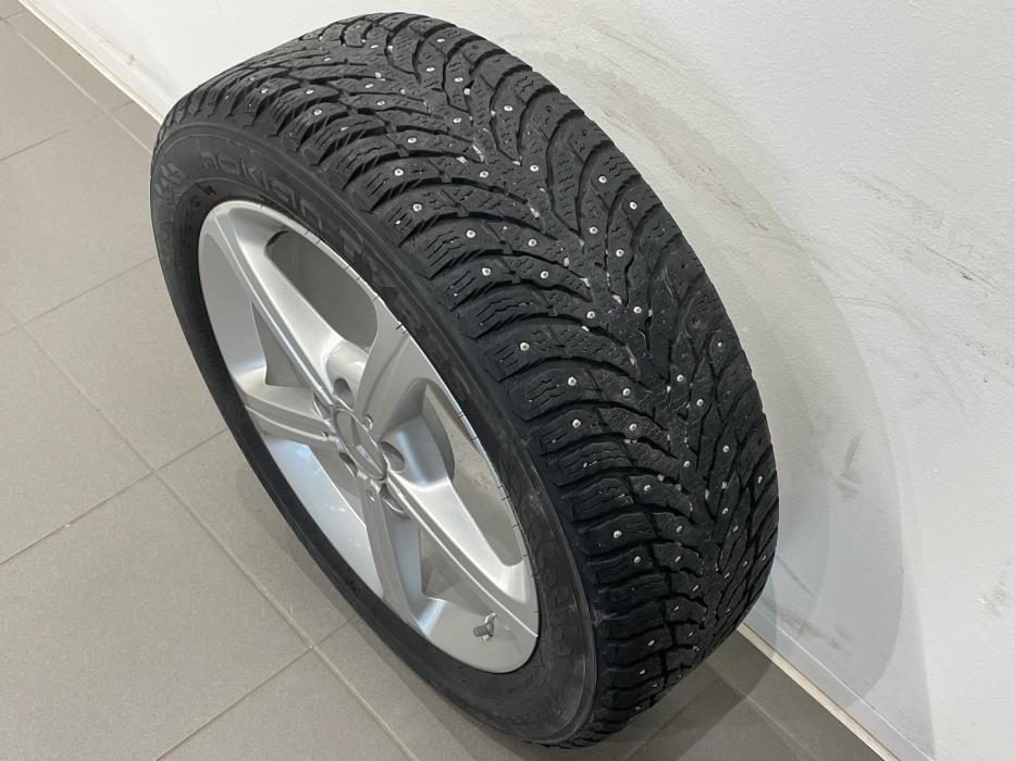 MERCEDES-BENZ A 2019