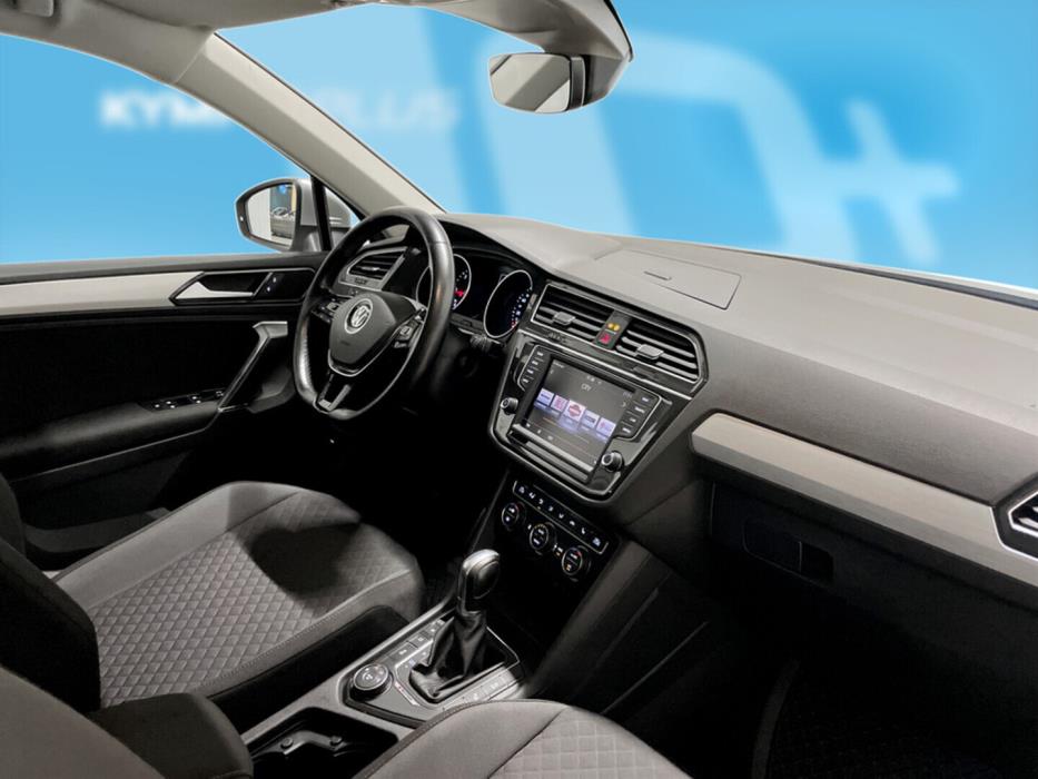 VOLKSWAGEN Tiguan 2016