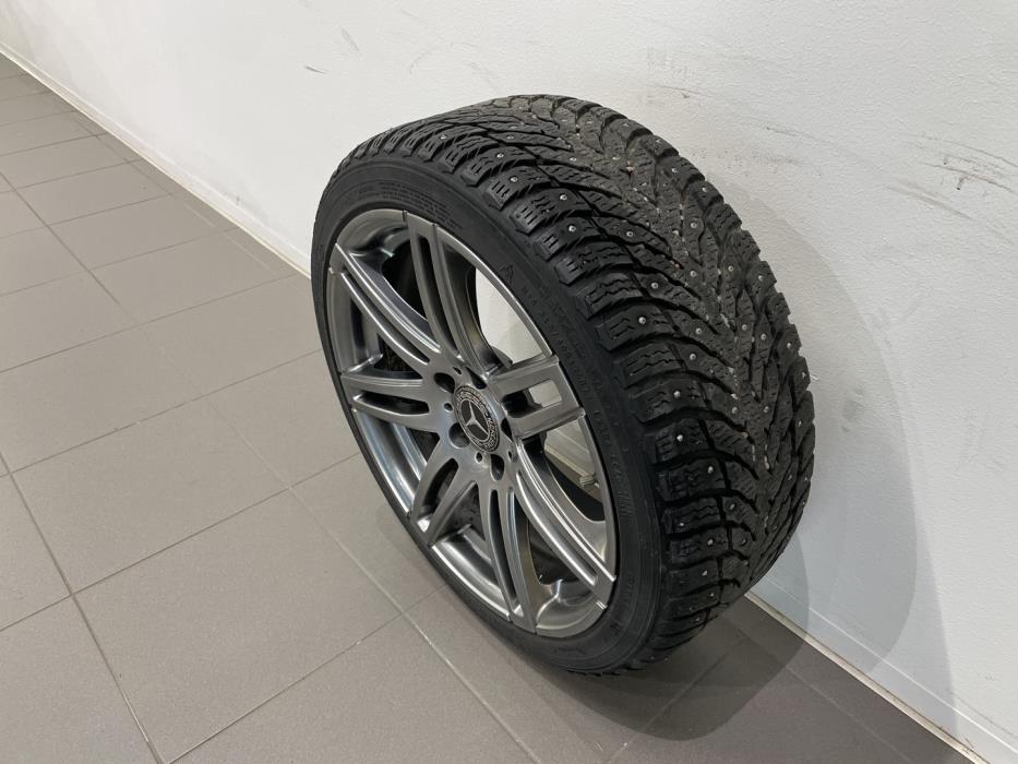 MERCEDES-BENZ A 2016