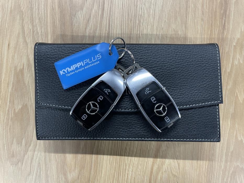 MERCEDES-BENZ E 2018