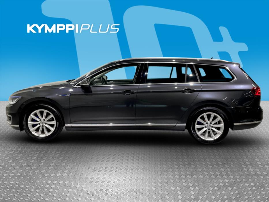 VOLKSWAGEN Passat 2018