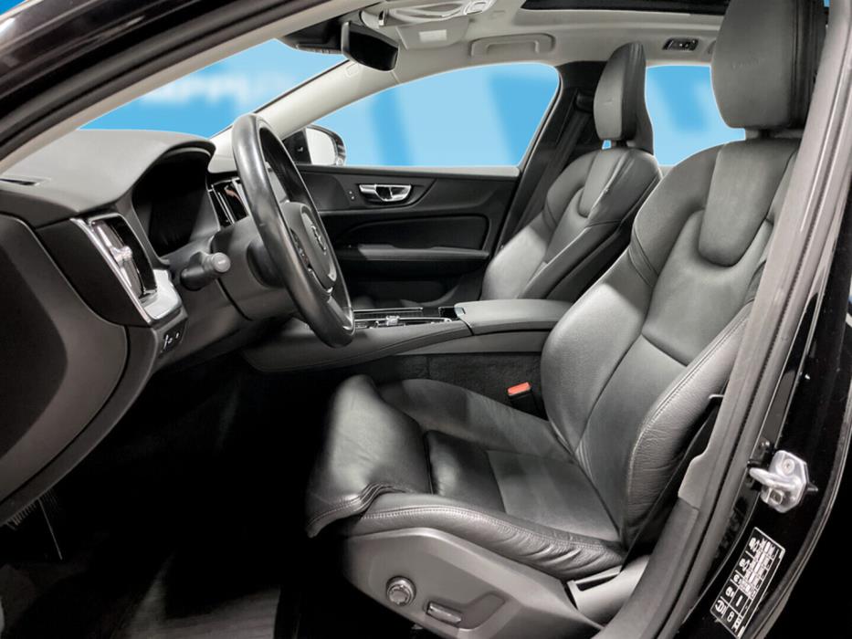 VOLVO V60 2019