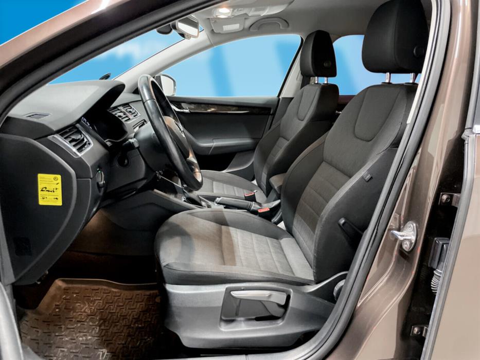 SKODA Octavia 2014