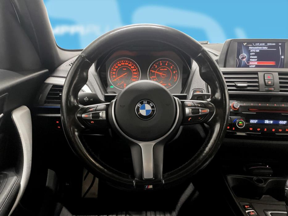 BMW 118 2016