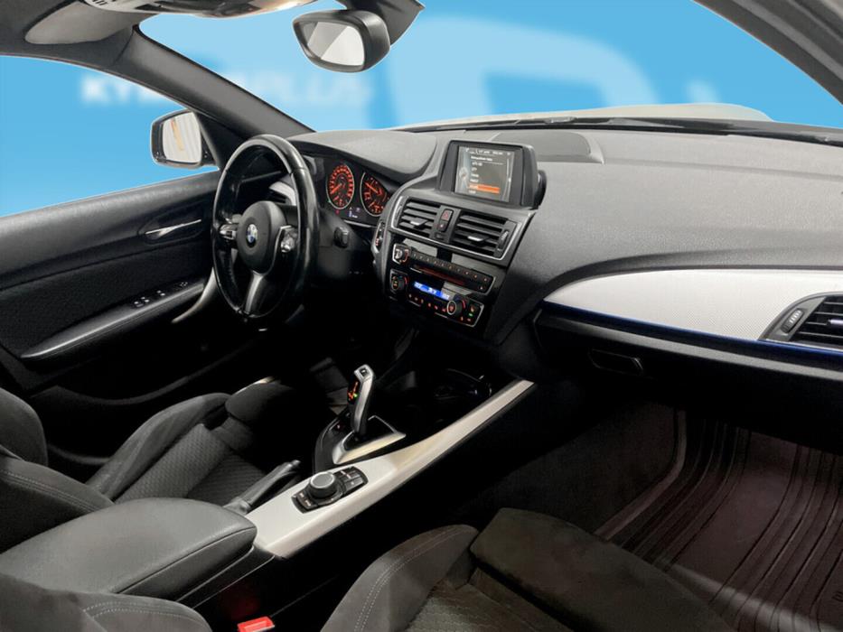 BMW 118 2016