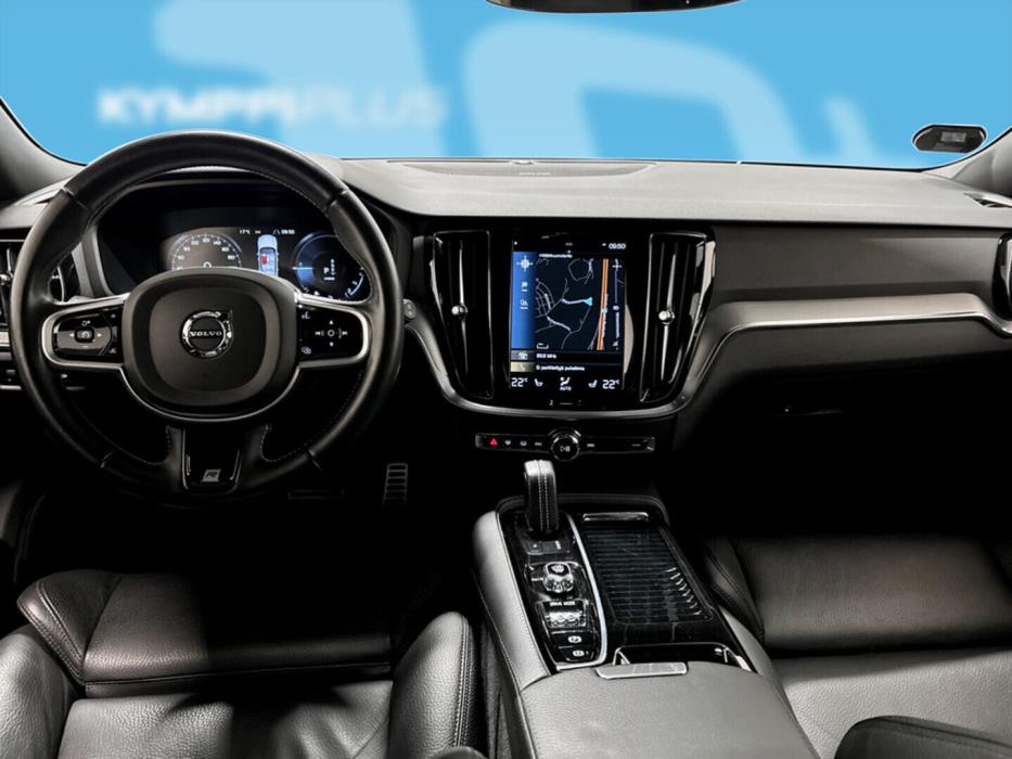 VOLVO V60 2020