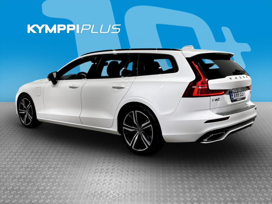 VOLVO V60 2020