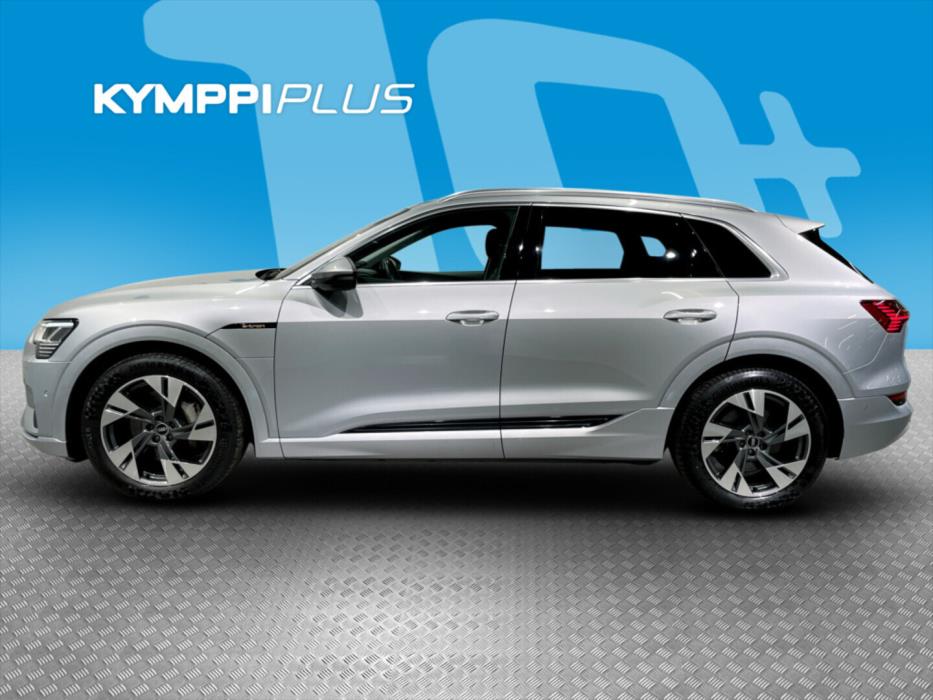 AUDI e-tron 2021