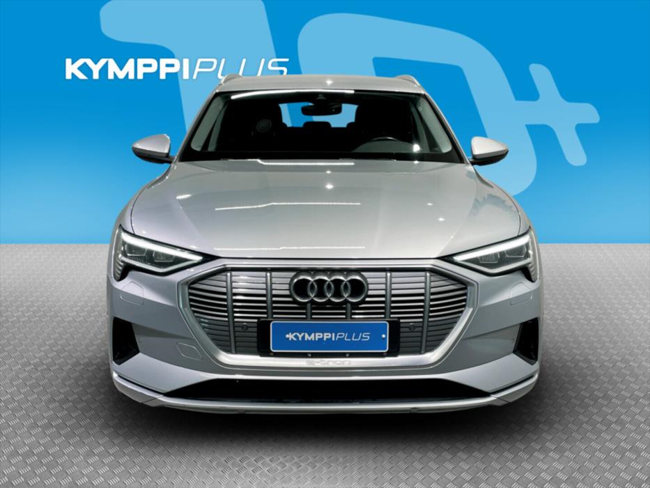 AUDI e-tron 2021