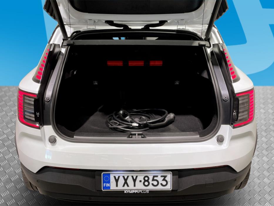 VOLVO EX30 2024