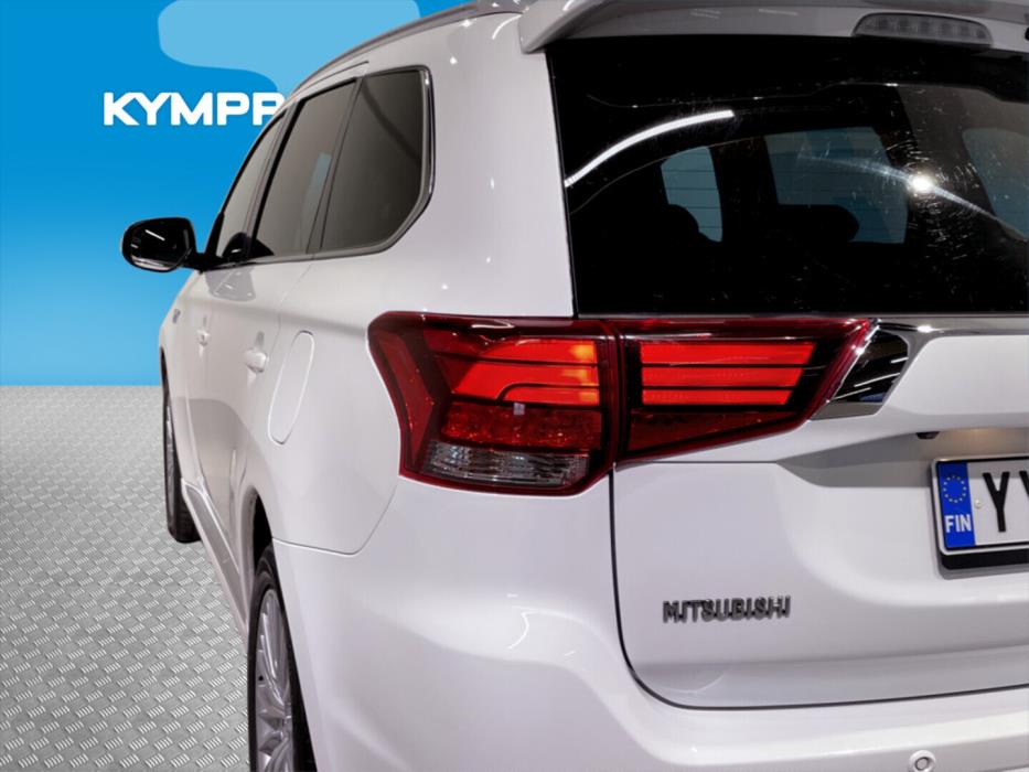 MITSUBISHI Outlander PHEV 2019